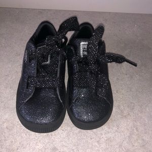 Toddler puma sneakers